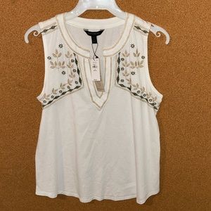 Banana Republic sleeveless top with embroidered design, white size petite small